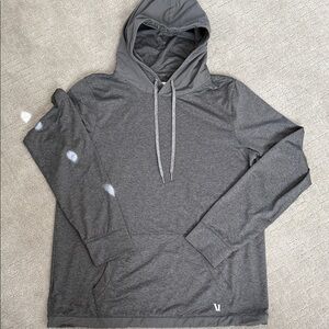 mens Vuori hoodie- size medium